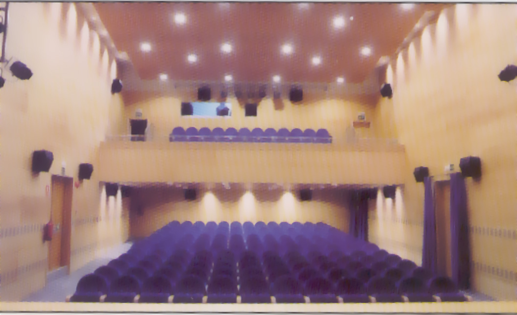 Instalación del Cine Teatro Calderón. Almazán. (Soria) 